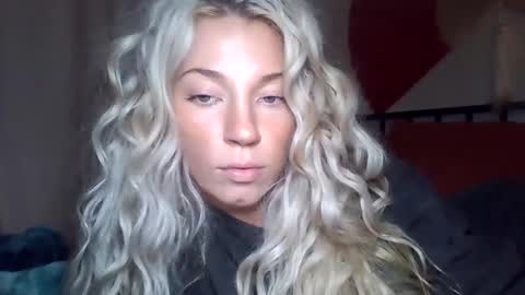 your_fav1 online show from 09-24-25, 03:54