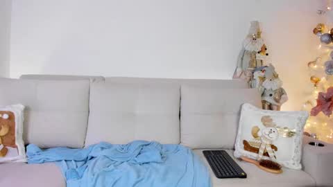 Snapshot of your_favorite_doll_ chatting on 12-13-24, 12:09 Eliza online show from 12-13-24, 12:09