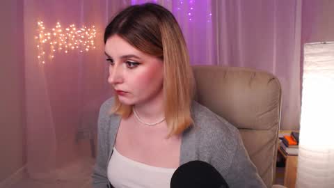 Freya online show from 12-25-24, 06:19