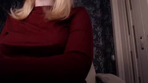 Freya online show from 03-06-26, 07:32