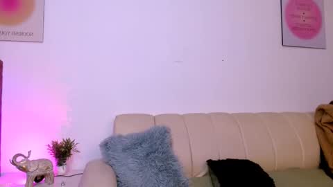 your_girl_of_dream online show from 05-12-26, 02:08