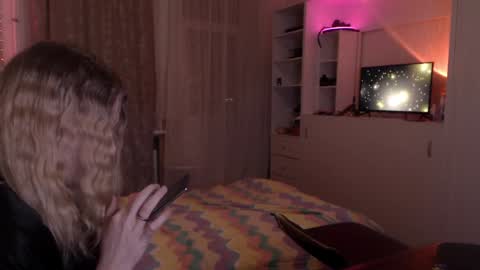 Snapshot of your_horny_friends chatting on 01-28-25, 02:42 Your Horny Friends online show from 01-28-25, 02:42