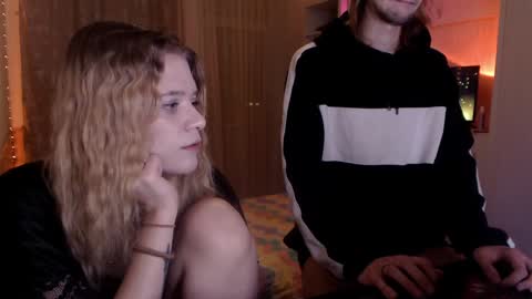 Snapshot of your_horny_friends chatting on 02-03-25, 09:18 Your Horny Friends online show from 02-03-25, 09:18