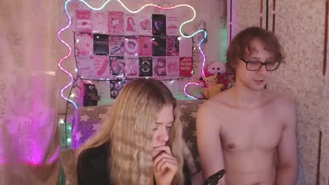 Your Horny Friends online show from 11-17-25, 09:04