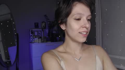 Snapshot of your_hot_ex chatting on 09-09-25, 08:41 Alex and Kris long hair online show from 09-09-25, 08:41