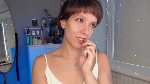 Snapshot of your_hot_ex chatting on 09-23-25, 02:09 Alex and Kris long hair online show from 09-23-25, 02:09