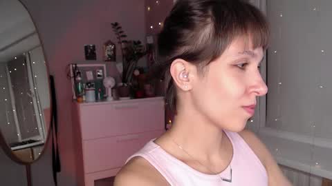 Snapshot of your_hot_ex chatting on 10-08-25, 06:38 Alex and Kris long hair online show from 10-08-25, 06:38