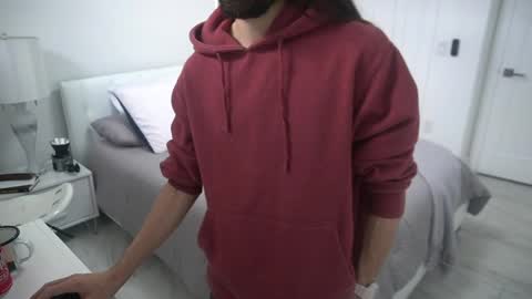 Snapshot of your_ice_cream chatting on 02-19-25, 03:27 Siebel. online show from 02-19-25, 03:27