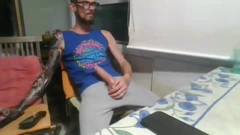 Snapshot of your_kingsex chatting on 04-14-26, 01:44 your_kingsex online show from 04-14-26, 01:44