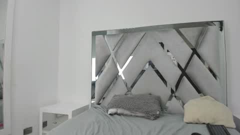 Snapshot of your_lady_milf chatting on 02-03-25, 02:45 your_lady_milf online show from 02-03-25, 02:45