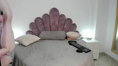 Snapshot of your_lady_milf chatting on 03-02-25, 03:16 your_lady_milf online show from 03-02-25, 03:16