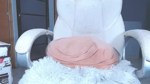 Snapshot of your_latin_girl chatting on 01-06-26, 01:53 your_latin_girl online show from 01-06-26, 01:53