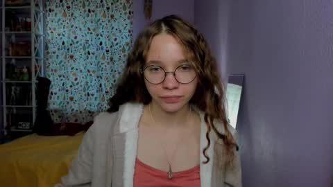 Leslie online show from 10-03-25, 04:31