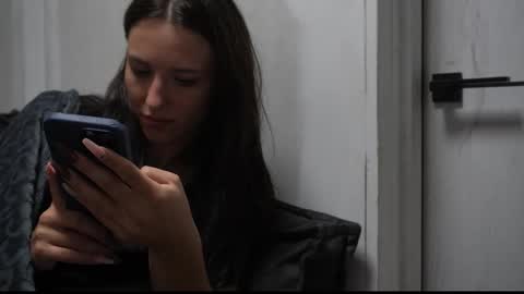 Meri  online show from 09-25-25, 07:39