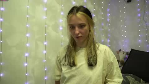 Meri  online show from 04-23-26, 07:27