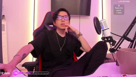 Snapshot of your_little_twink chatting on 01-08-25, 10:59 Han online show from 01-08-25, 10:59