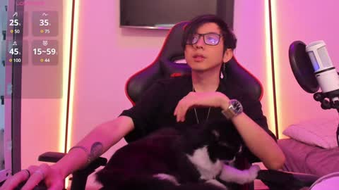 Snapshot of your_little_twink chatting on 01-12-25, 08:36 Han online show from 01-12-25, 08:36