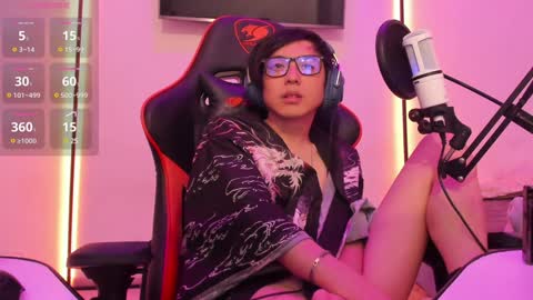 Snapshot of your_little_twink chatting on 01-13-25, 09:52 Han online show from 01-13-25, 09:52