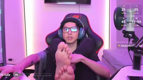 Snapshot of your_little_twink chatting on 02-28-25, 01:58 Han online show from 02-28-25, 01:58