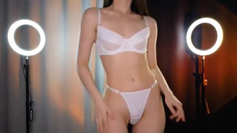 Snapshot of your_littlecharlotte chatting on 02-10-26, 10:58 Alex The next broadcast is on online show from 02-10-26, 10:58