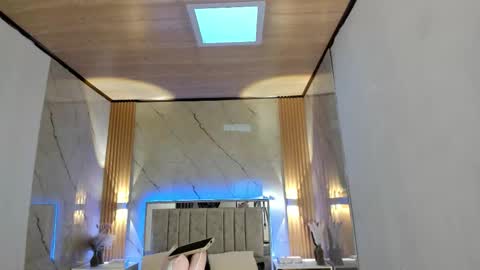 Salome online show from 03-23-26, 06:56