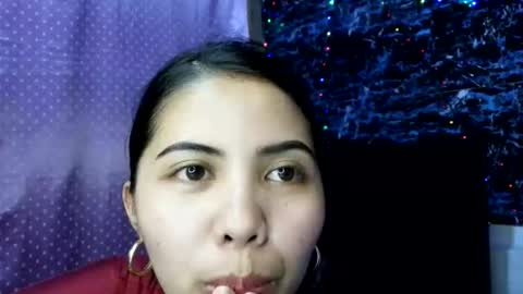 your_petite_miah07 online show from 03-02-26, 12:01