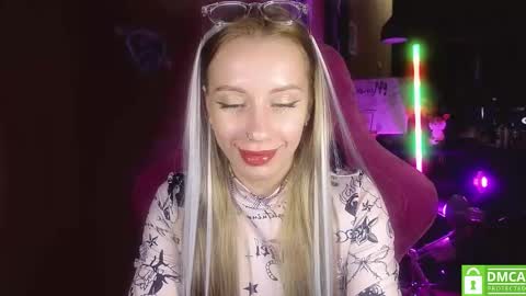 Alice  online show from 02-10-25, 02:41