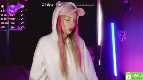 Alice  online show from 02-18-25, 03:31