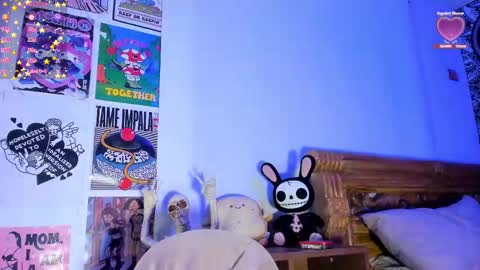 Daniela  Help me reach 100 likes online show from 10-05-25, 03:05