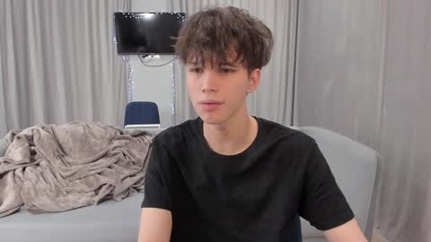 Snapshot of your_shy_guy chatting on 01-06-25, 07:56 your_shy_guy online show from 01-06-25, 07:56