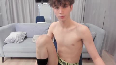 Snapshot of your_shy_guy chatting on 01-09-25, 11:34 your_shy_guy online show from 01-09-25, 11:34