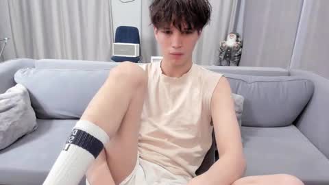 Snapshot of your_shy_guy chatting on 01-28-25, 07:22 your_shy_guy online show from 01-28-25, 07:22