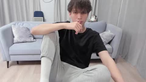 Snapshot of your_shy_guy chatting on 01-31-25, 06:25 your_shy_guy online show from 01-31-25, 06:25