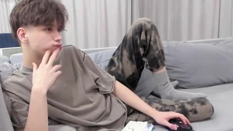 Snapshot of your_shy_guy chatting on 02-08-25, 08:10 your_shy_guy online show from 02-08-25, 08:10