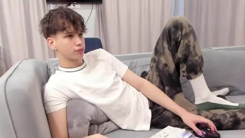 Snapshot of your_shy_guy chatting on 02-12-25, 01:37 your_shy_guy online show from 02-12-25, 01:37