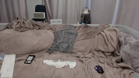 Snapshot of your_shy_guy chatting on 03-06-25, 10:09 your_shy_guy online show from 03-06-25, 10:09