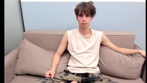 Snapshot of your_shy_guy chatting on 09-29-25, 03:55 your_shy_guy online show from 09-29-25, 03:55