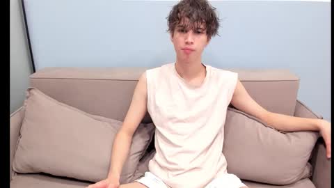 Snapshot of your_shy_guy chatting on 10-02-25, 03:13 your_shy_guy online show from 10-02-25, 03:13