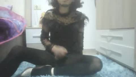 your_sissy_slut24 online show from 04-01-26, 08:37