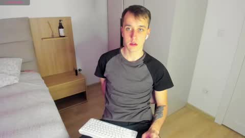 Alex online show from 02-27-25, 08:28