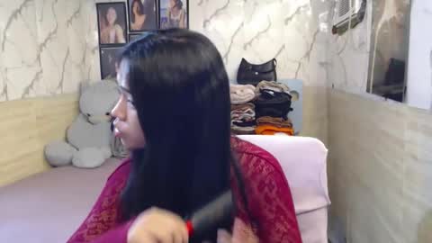 Snapshot of your_twinkletoes18 chatting on 05-18-26, 05:02 your_twinkletoes18 online show from 05-18-26, 05:02