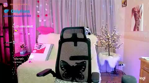 you can call baby Anna my goddess online show from 02-18-25, 01:11