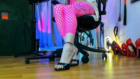 Snapshot of your_wild_amazon_forever chatting on 05-11-26, 02:45 you can call baby Anna my goddess online show from 05-11-26, 02:45