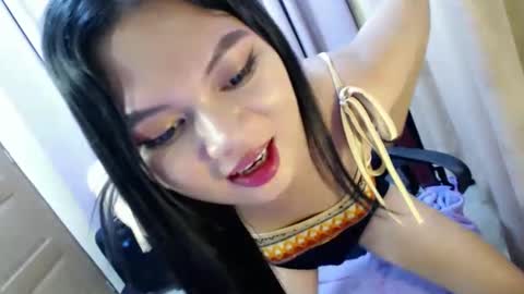 Snapshot of yourangelictransgirl chatting on 12-14-24, 02:56 Hi its me Yna online show from 12-14-24, 02:56