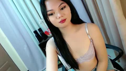 Snapshot of yourangelictransgirl chatting on 12-18-24, 05:42 Hi its me Yna online show from 12-18-24, 05:42
