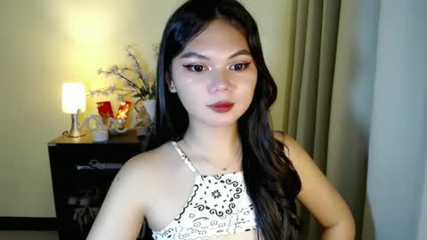 Snapshot of yourangelictransgirl chatting on 02-11-25, 05:50 Hi its me Yna online show from 02-11-25, 05:50