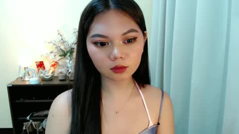 Snapshot of yourangelictransgirl chatting on 02-19-25, 06:43 Hi its me Yna online show from 02-19-25, 06:43