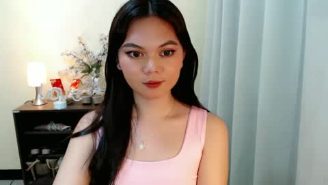 Snapshot of yourangelictransgirl chatting on 02-25-25, 07:36 Hi its me Yna online show from 02-25-25, 07:36