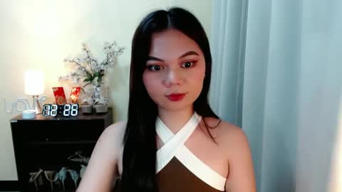 Snapshot of yourangelictransgirl chatting on 03-10-25, 04:25 Hi its me Yna online show from 03-10-25, 04:25