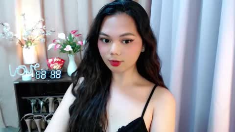Snapshot of yourangelictransgirl chatting on 09-23-25, 12:19 Hi its me Yna online show from 09-23-25, 12:19
